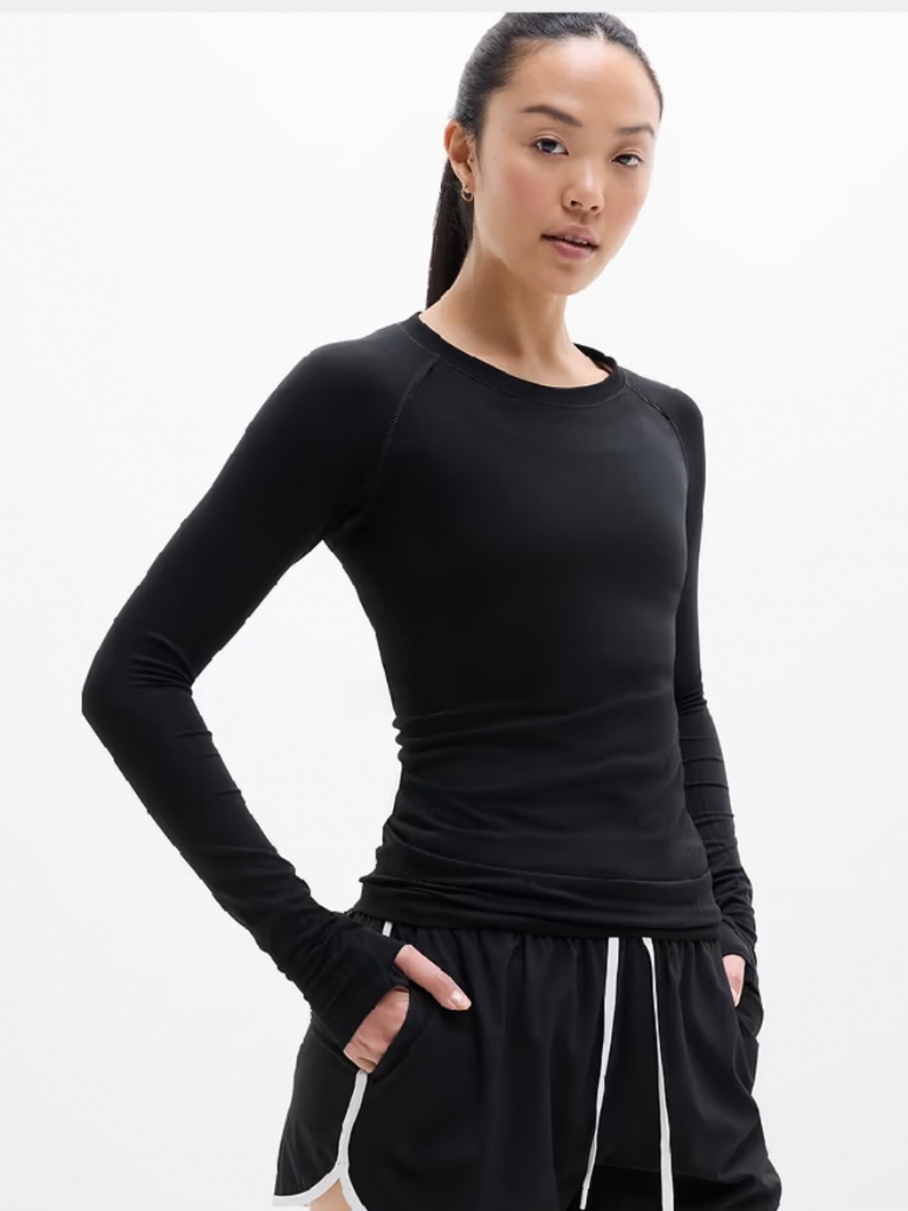 NWT Athleta Momentum Seamless Long Sleeve Top - Color: Black - Size Small